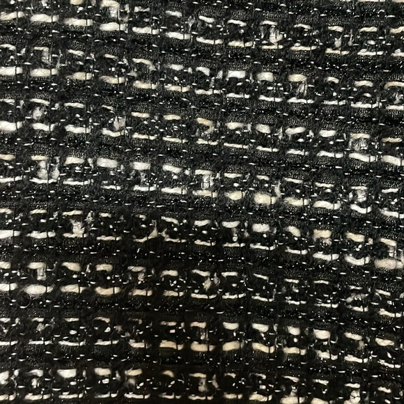 J. Crew size 2 Black and Cream Midi Pencil Skirt with Front Slit - Picture 2 of 8